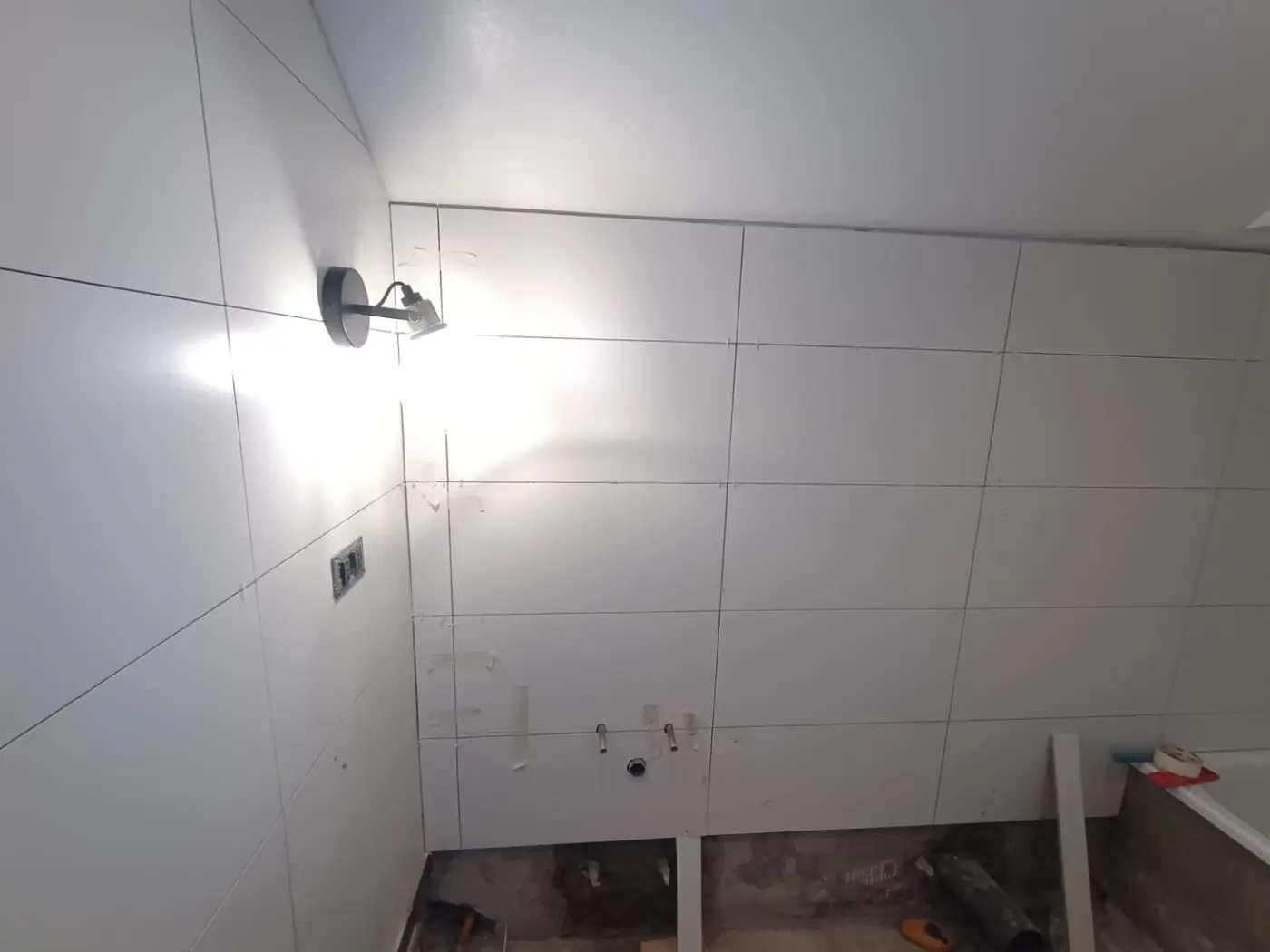 Proyecto Lo Barnechea, foto 12: Terminaciones eléctricas interiores