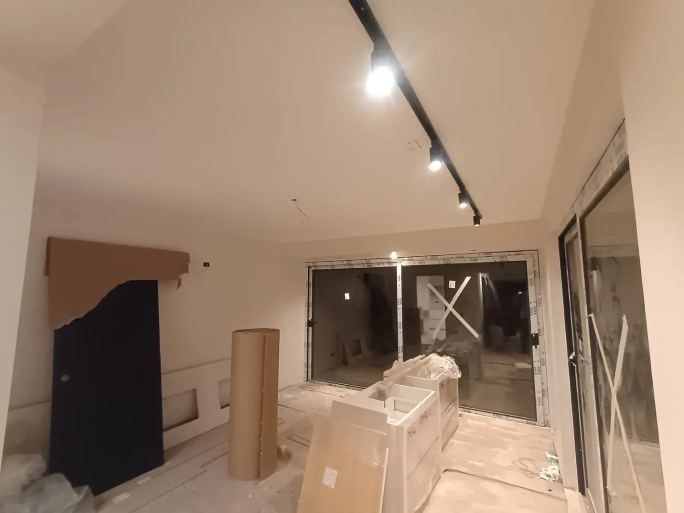 Proyecto Lo Barnechea, foto 25: Iluminación interior y enchufes