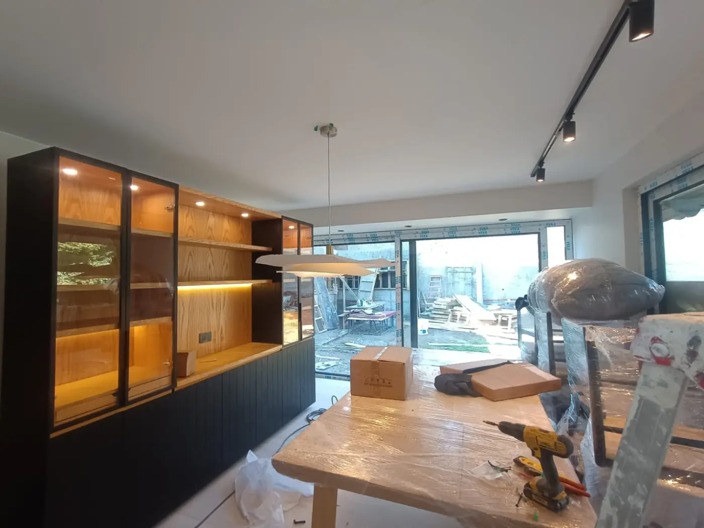 Proyecto Lo Barnechea, foto 7: Iluminación interior y enchufes